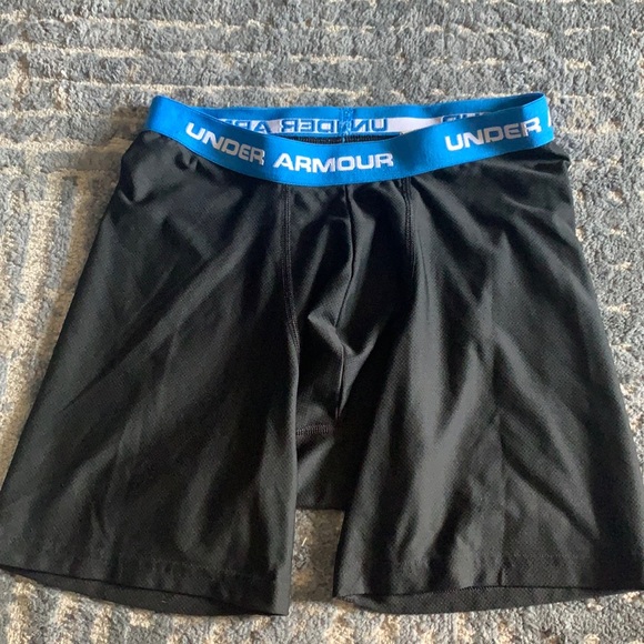 Men’s S Under Armour biker shorts - Picture 1 of 3